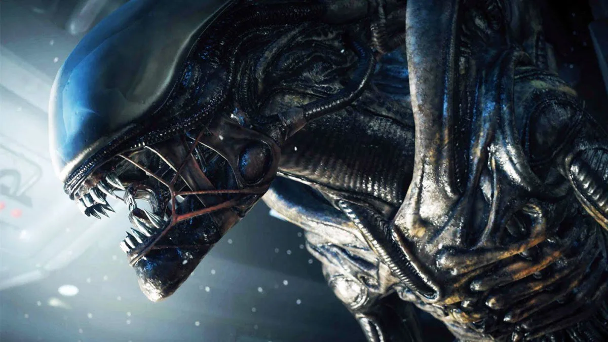 Close-up of Xenomorph alien with bared teeth
