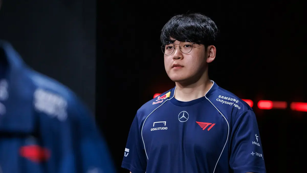 Esports player wearing T1 team jersey