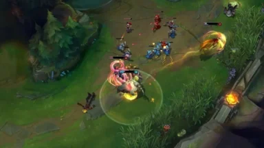 League of Legends team fight in bottom lane