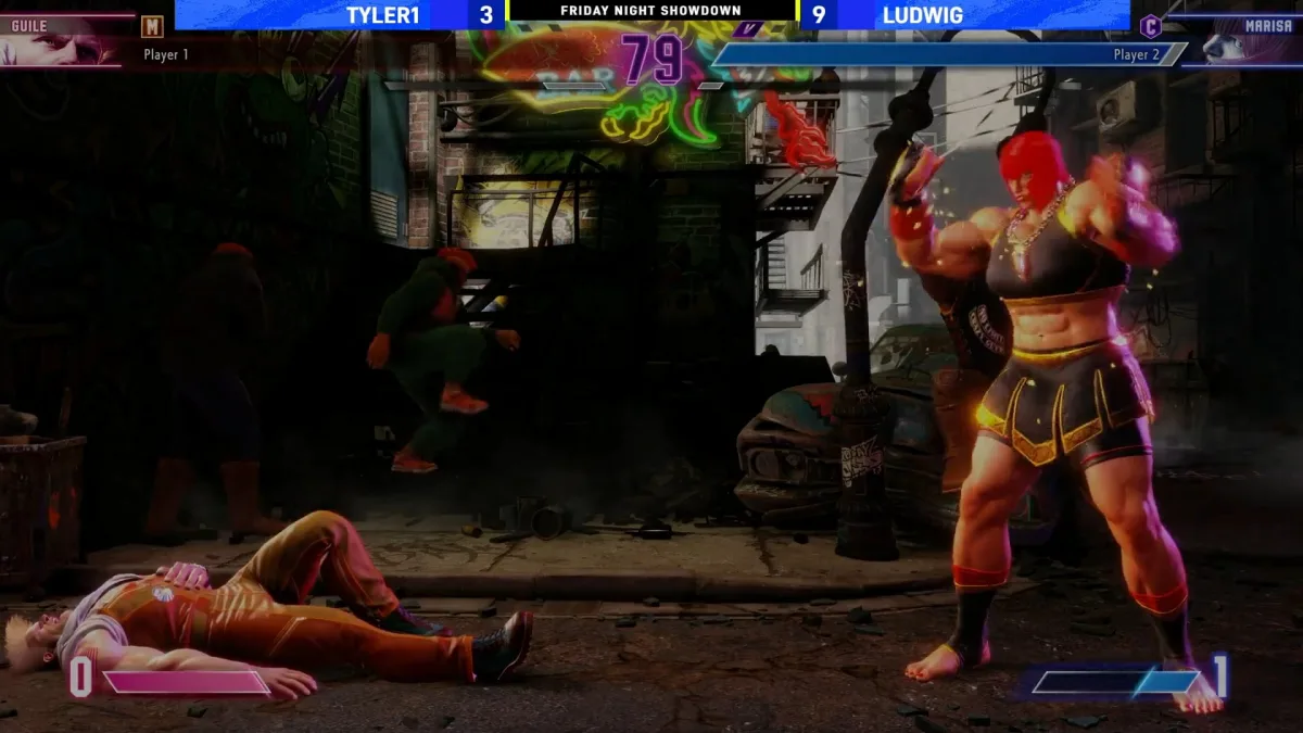 Street Fighter match with one fighter knocked out